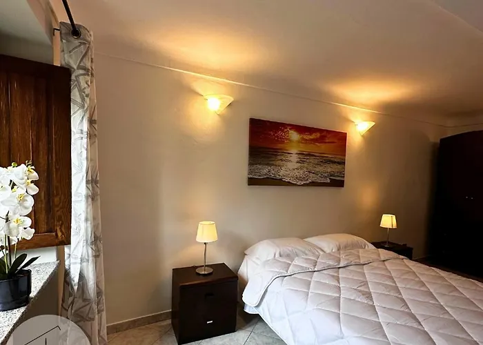 Tra Mole E Castello By To Турин