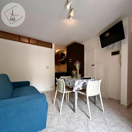 Tra Mole E Castello By To